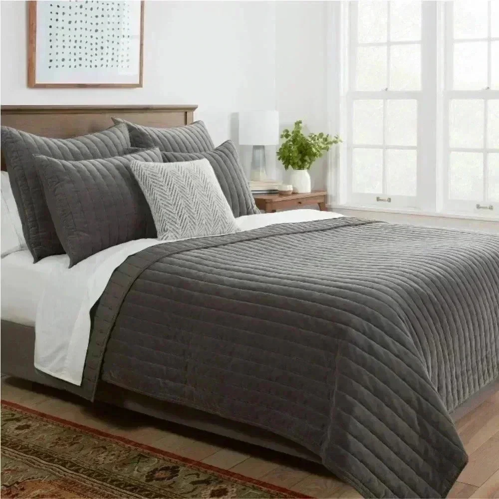 NWOT Full/Queen Channel Stitch Velvet‎ Quilt Charcoal - Threshold
